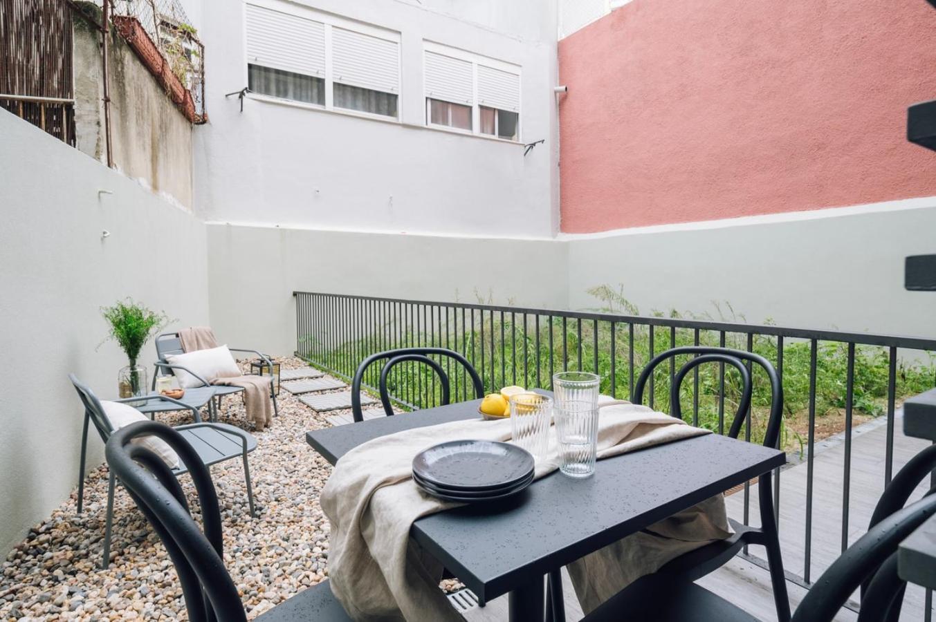 Sperlonga - 1 Bedroom And Terrace In Arroios Apartment